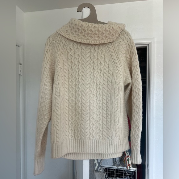 Doen Sweaters - VGUC Doen Gillian Sweater in Ivory Size Medium